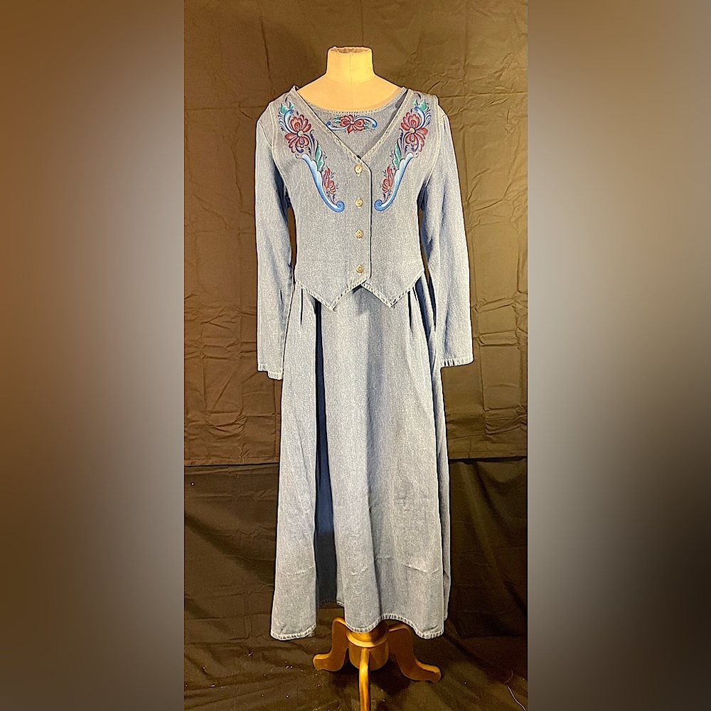 NWT VINTAGE Ethnic Norwegian Hand Painted Medium Cotton Denim Dress Vest M USA